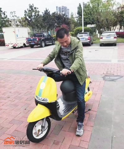 小黄车.jpg