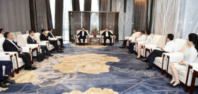 元方在蓉会见万达集团董事长王健林