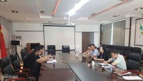绵投集团与高新区开展产业项目合作接洽