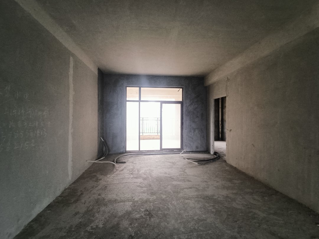 四川/绵阳未来之城 6室2厅2卫 毛坯 四川/绵阳二手房