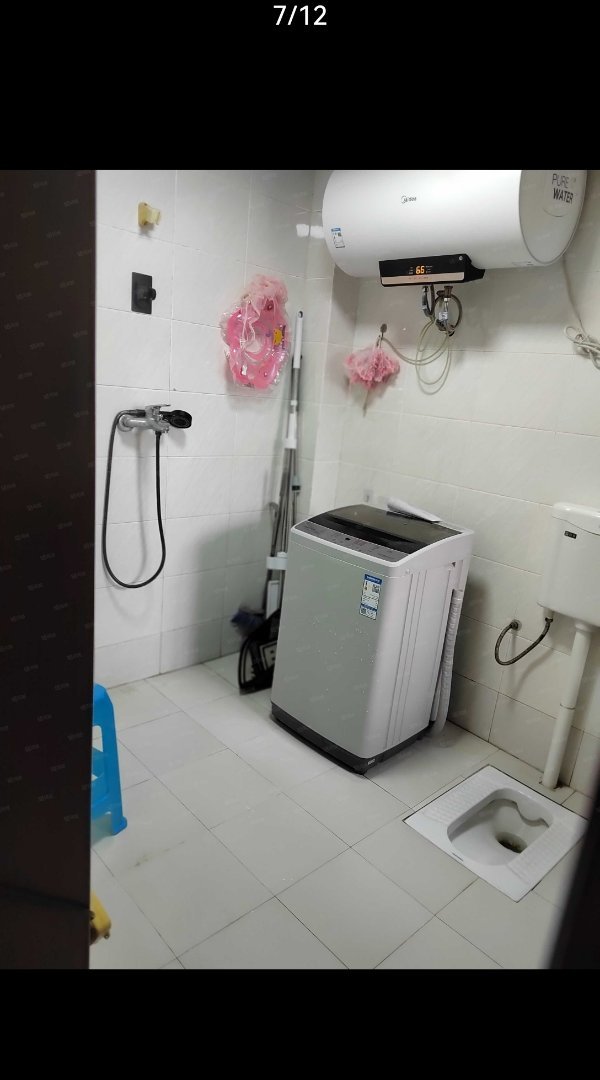 四川/绵阳太阳石小区 带楼顶花园 2室2厅1卫 证齐 满二 四川/绵阳二手房