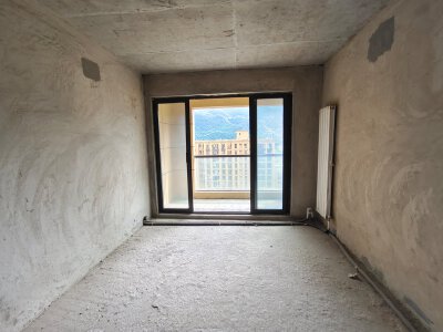 紫藤庄园，2室2厅1卫，84.00㎡，售价39.80万