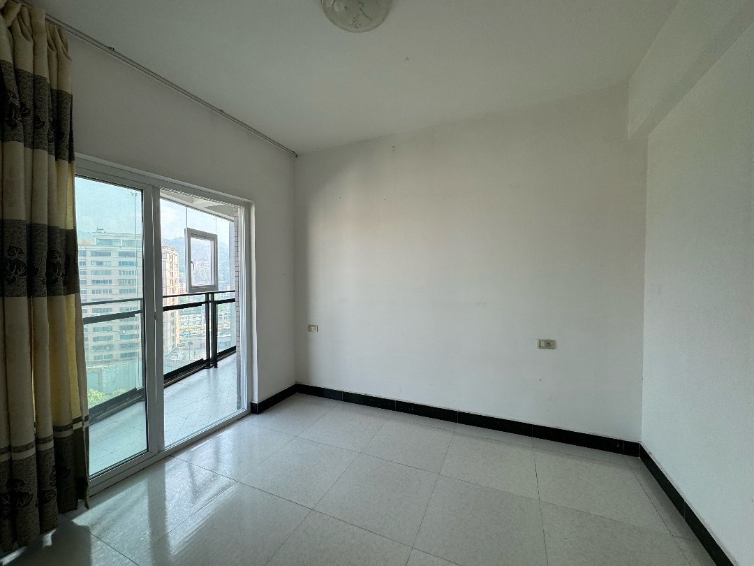 四川/绵阳E家建材城，2室2厅1卫，90㎡，普装，售价39万 四川/绵阳二手房