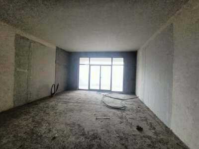 未来之城 6室2厅2卫 毛坯