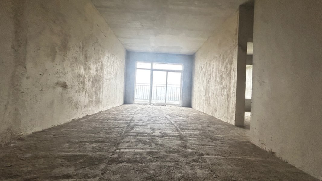 四川/绵阳华飞紫荆苑，毛坯3室2厅2卫，110㎡，售价38万 四川/绵阳二手房