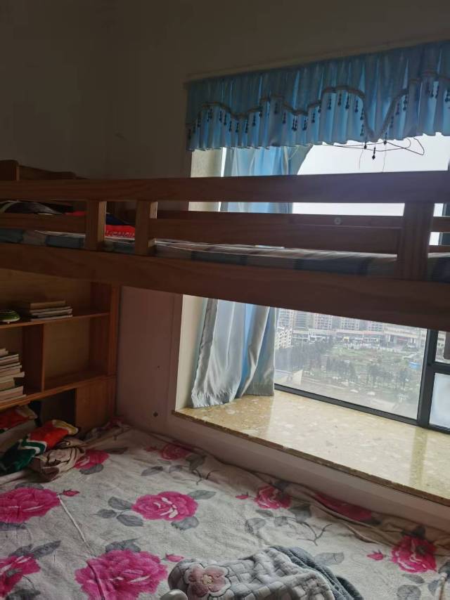 四川/绵阳派华新城，2室2厅1卫，80.00㎡，租金1400.00元/年 四川/绵阳租房