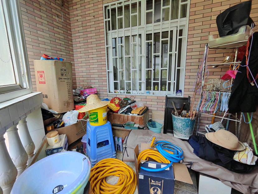 四川/绵阳河滨苑小区，4室2厅2卫，137.00㎡，售价54.8万 四川/绵阳二手房