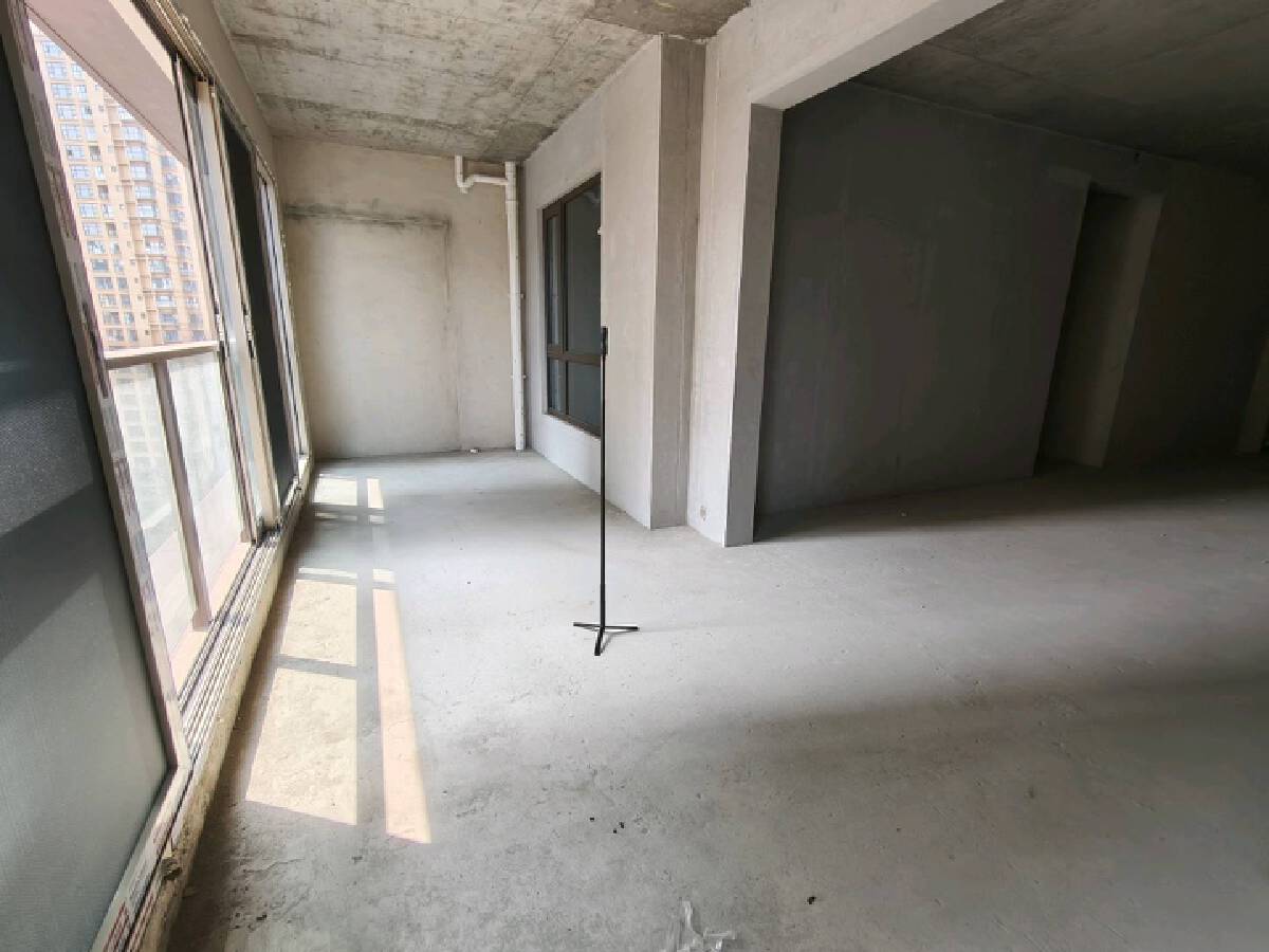 四川/绵阳凤凰里，3室2厅2卫，130㎡，售价78万 四川/绵阳二手房