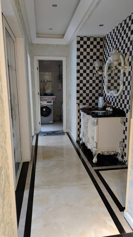 四川/绵阳山语城，3室2厅2卫，128.00㎡，豪装，租金22000.00元/年 四川/绵阳租房