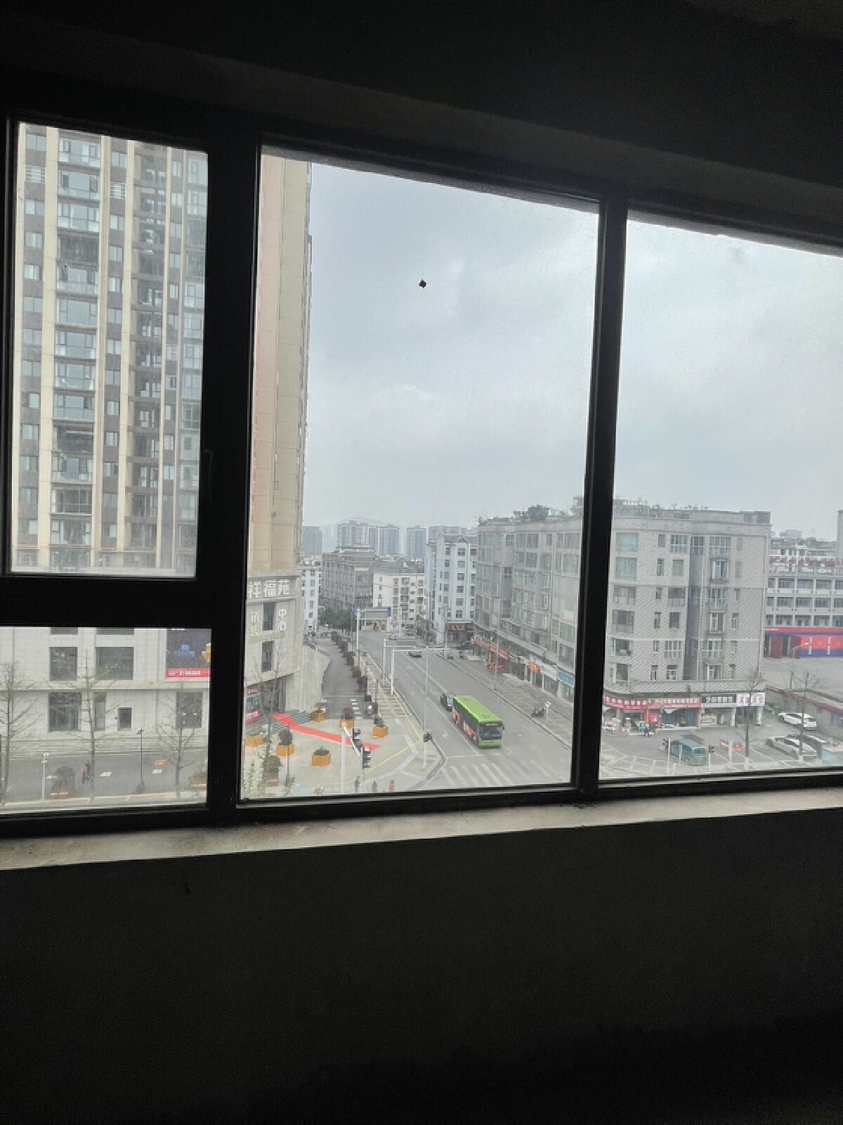 四川/绵阳派华峰领，3室2厅2卫，108㎡，毛坯，售价58万 四川/绵阳二手房