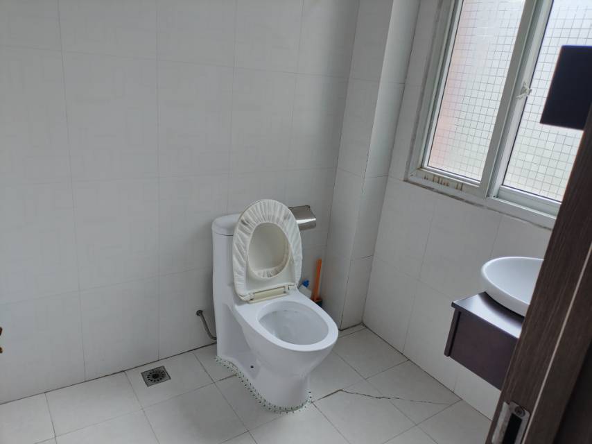 四川/绵阳景新花园，4室2厅2卫，140.00㎡，售价50.8万 四川/绵阳二手房