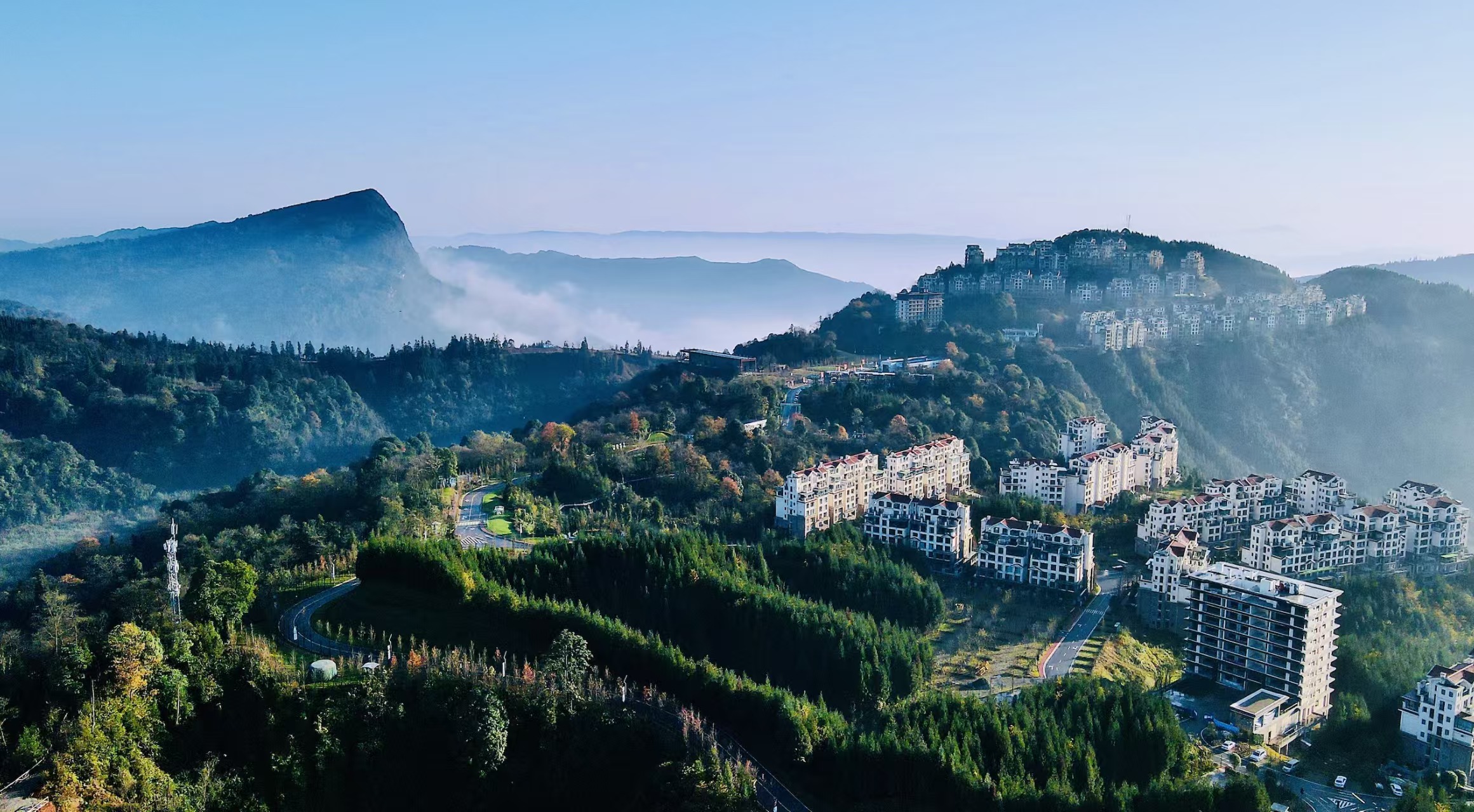 世外乡村海子山国家康养基地