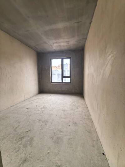 匯熙花園，3室2廳2衛(wèi)，144.41㎡，毛坯，售價75.00萬