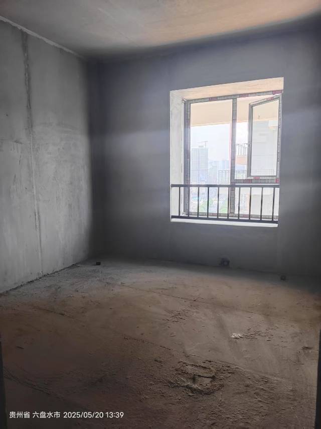 四川/绵阳奥莱文化广场，3室2厅2卫，108.74㎡，毛坯，售价59万 四川/绵阳二手房