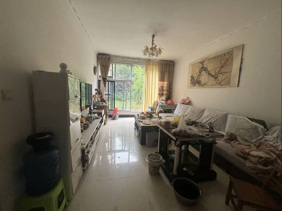 四川/绵阳水木清华，3室2厅1卫，94㎡，租金2800元/月 四川/绵阳租房