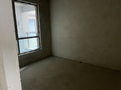 凤凰里，4室2厅2卫，201.00㎡，毛坯，售价152万