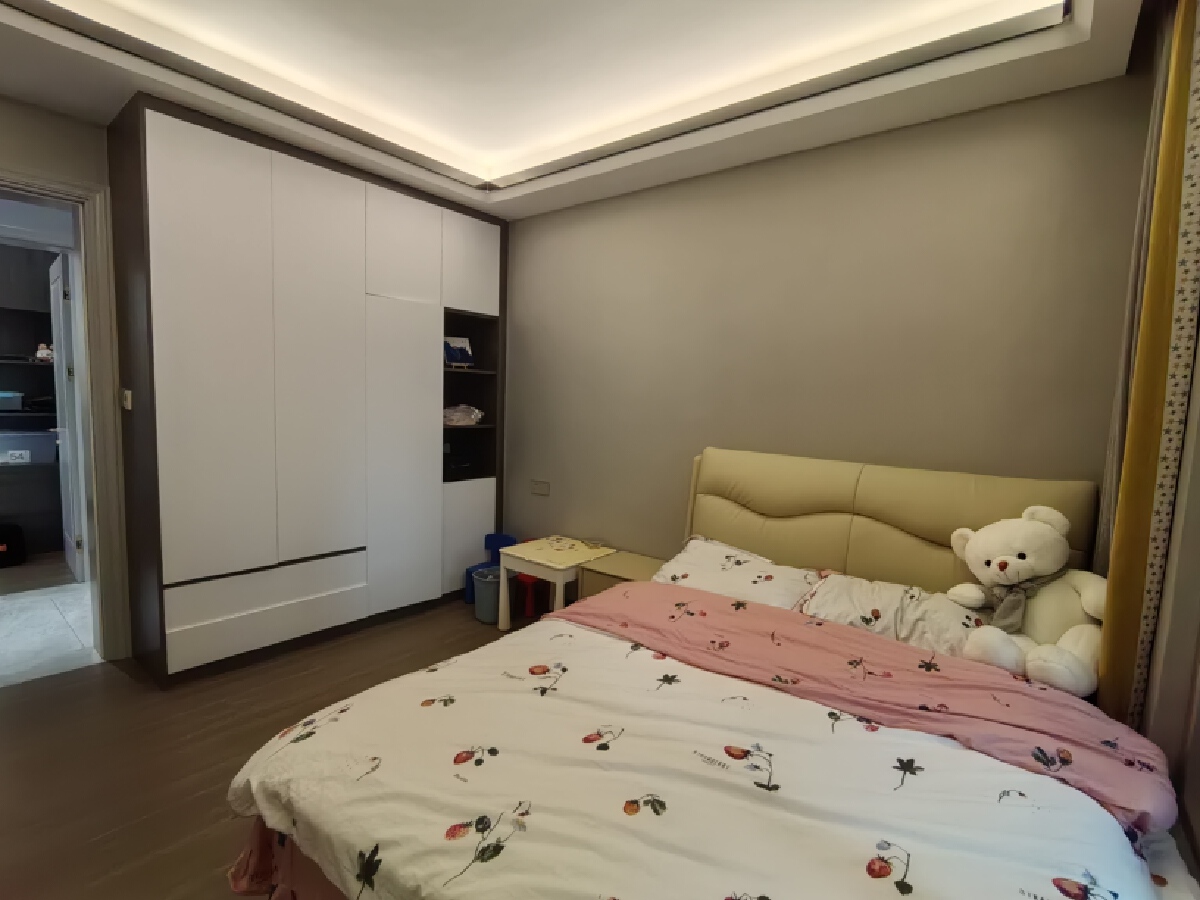 四川/绵阳凤凰里，3室2厅2卫，125.00㎡，精装，售价99.8万 四川/绵阳二手房