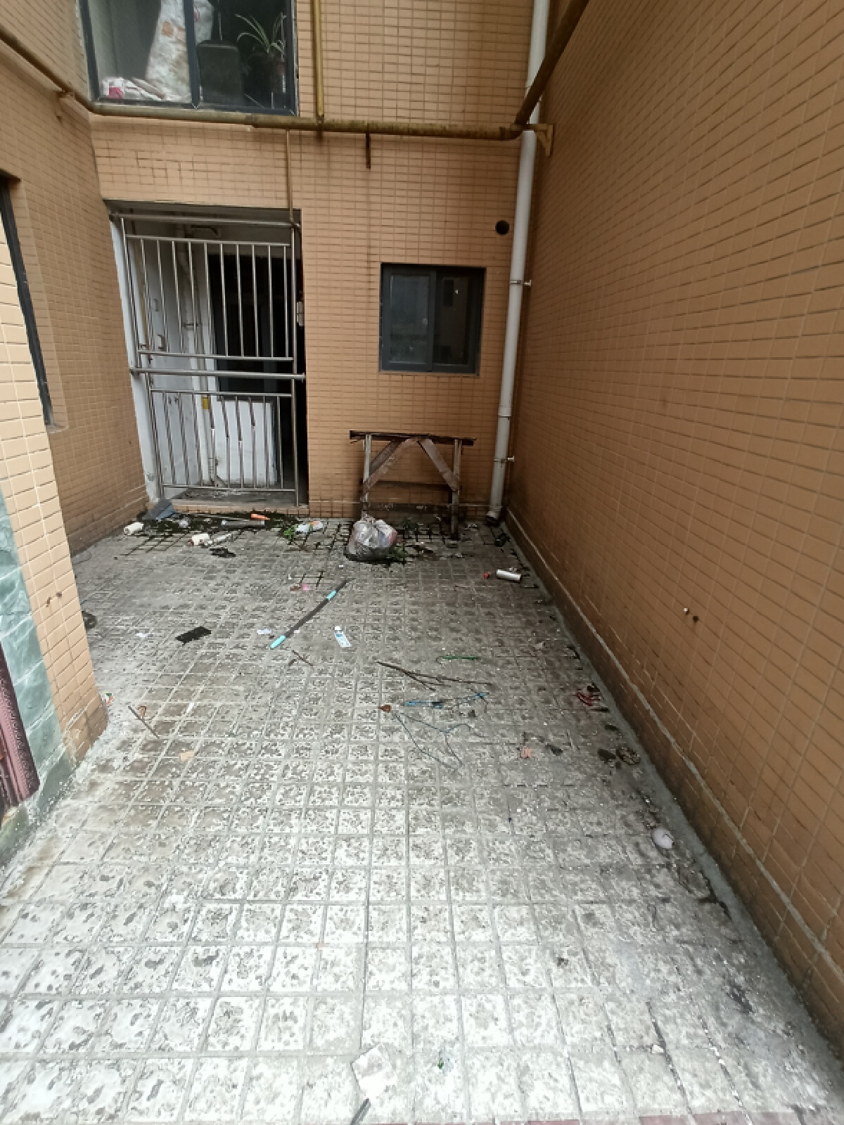 四川/绵阳岭南神韵，3室2厅2卫，109㎡，简装，售价90万 四川/绵阳二手房