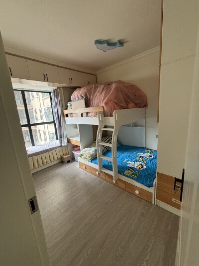 时代蝴蝶湾，2室2厅1卫，95㎡，租金3000元/月