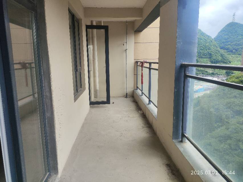 四川/绵阳凉都里，3室2厅2卫，129.00㎡，售价58.80万 四川/绵阳二手房
