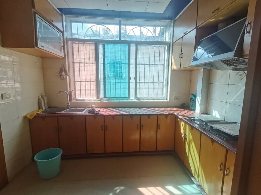 四川/绵阳荷城花园步行街，4室2厅2卫，126.48㎡，普装，售价49.80万 四川/绵阳二手房