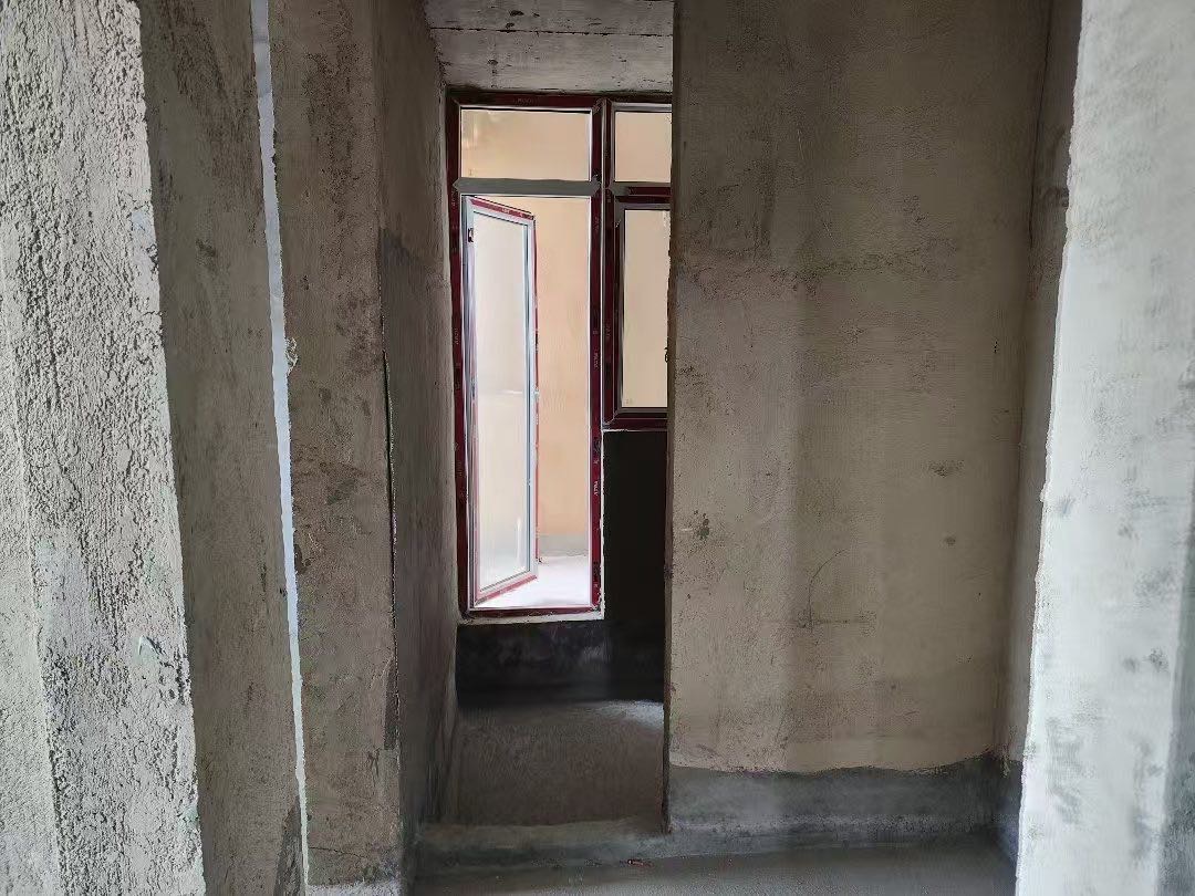 四川/绵阳钟山华庭，3室2厅2卫，111.37㎡，售价52万 四川/绵阳二手房