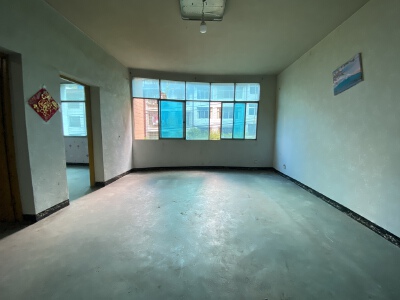 公园路360号，3室2厅1卫，103.52㎡，售价21.8万