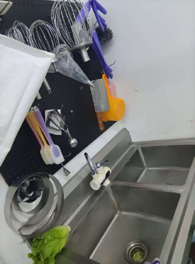 维纳阳光一期，42㎡，简装，租金2800元/月