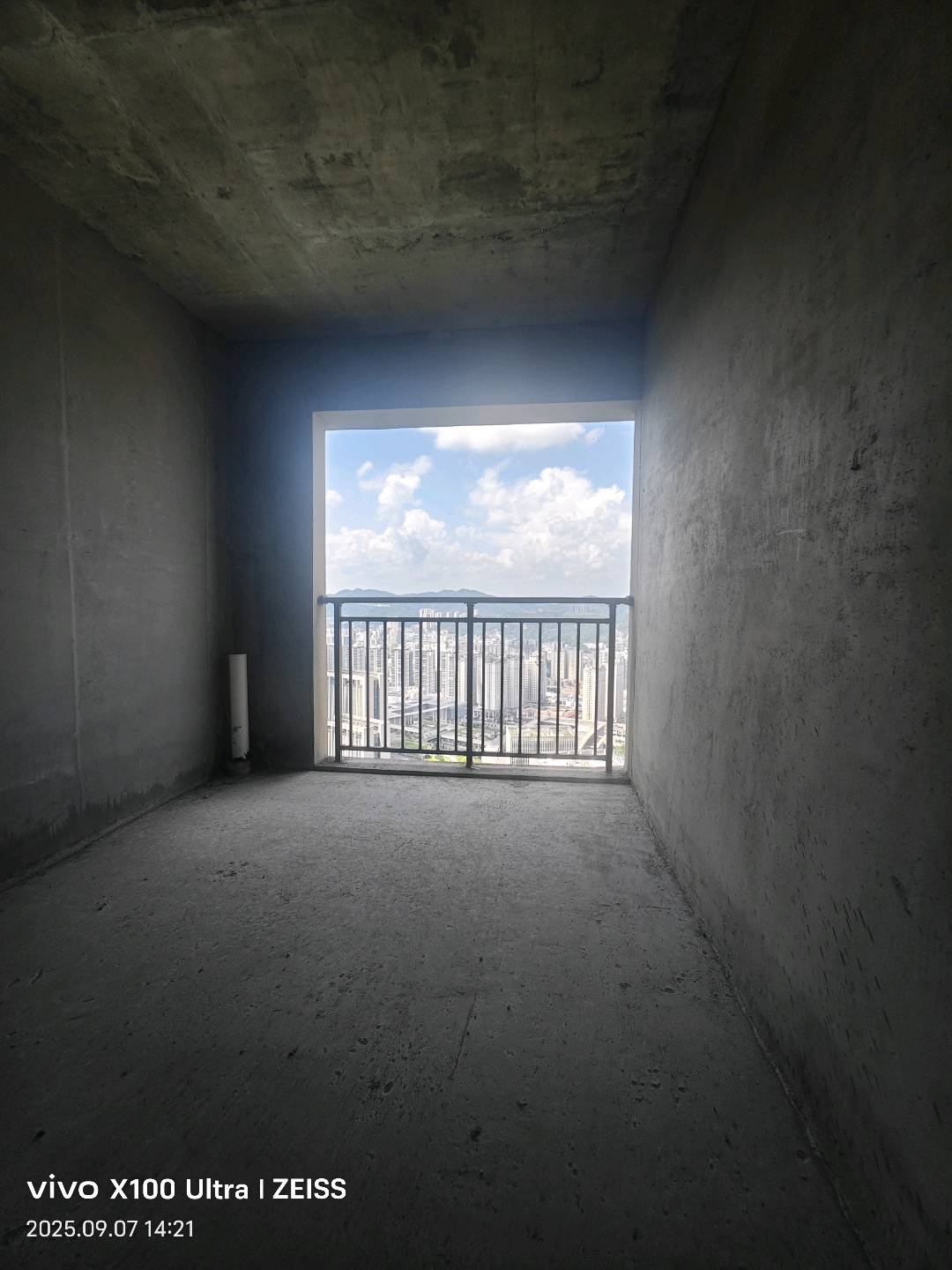 四川/绵阳凤凰院景，4室2厅2卫，122.00㎡，售价75.8万 四川/绵阳二手房