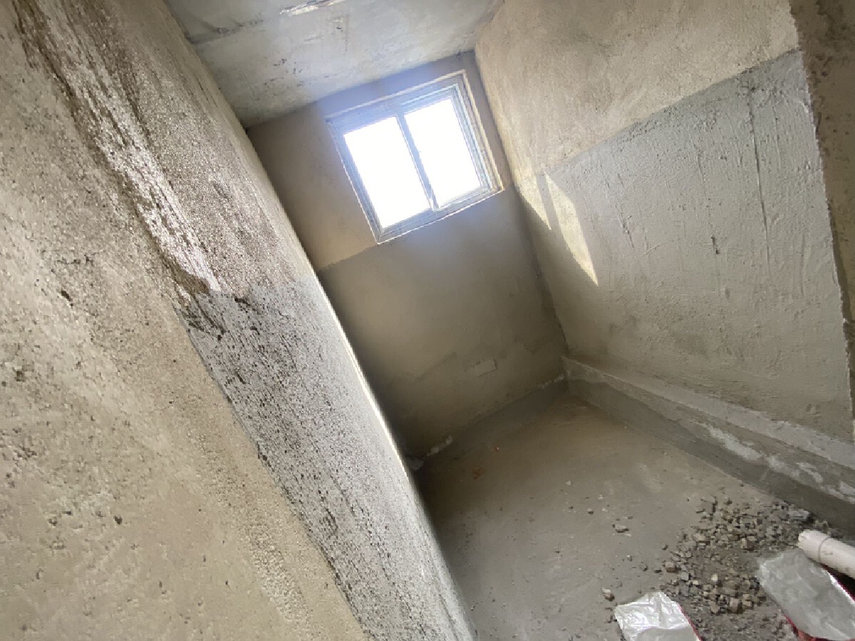 四川/绵阳华飞紫荆苑，2室2厅2卫，120.50㎡，毛坯，售价38.00万 四川/绵阳二手房
