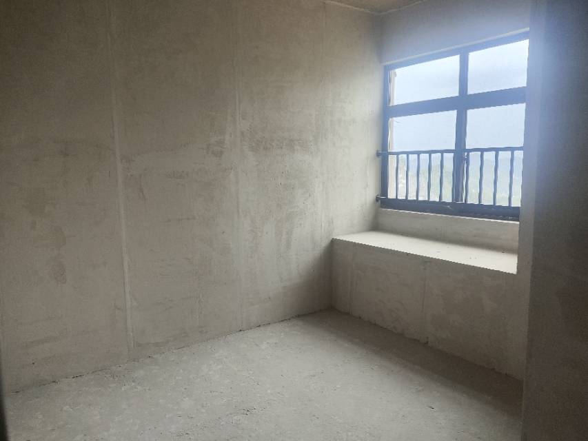 四川/绵阳山语城，3室2厅2卫，111㎡，售价45万 四川/绵阳二手房