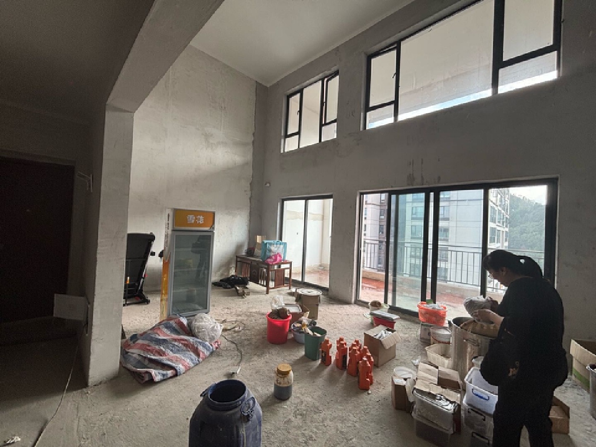 四川/绵阳新城凤凰台，4室2厅2卫，127.41㎡，毛坯，售价86.8万 四川/绵阳二手房