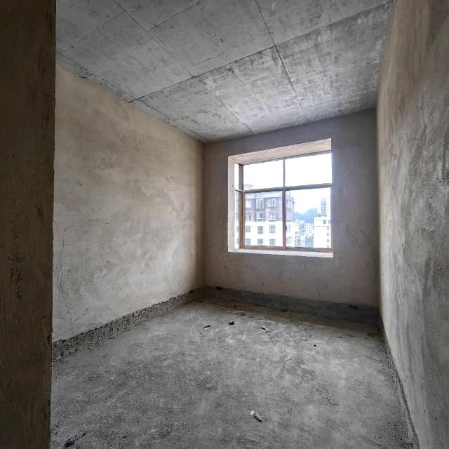四川/绵阳金竹林小区，3室2厅1卫，110㎡，售价38.8万 四川/绵阳二手房