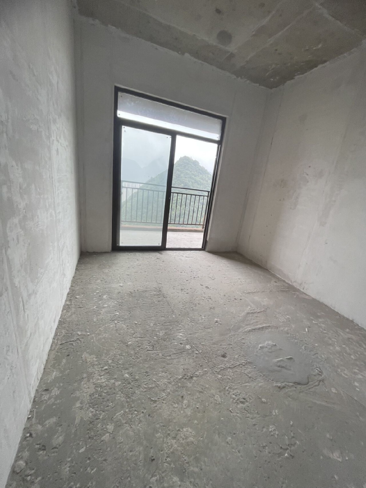 四川/绵阳山语城，3室2厅2卫，112㎡，毛坯，售价50万 四川/绵阳二手房