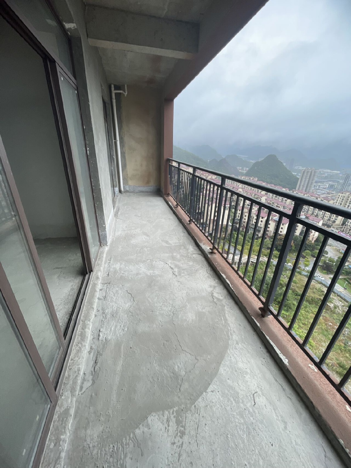四川/绵阳山语城，3室2厅2卫，112㎡，毛坯，售价50万 四川/绵阳二手房