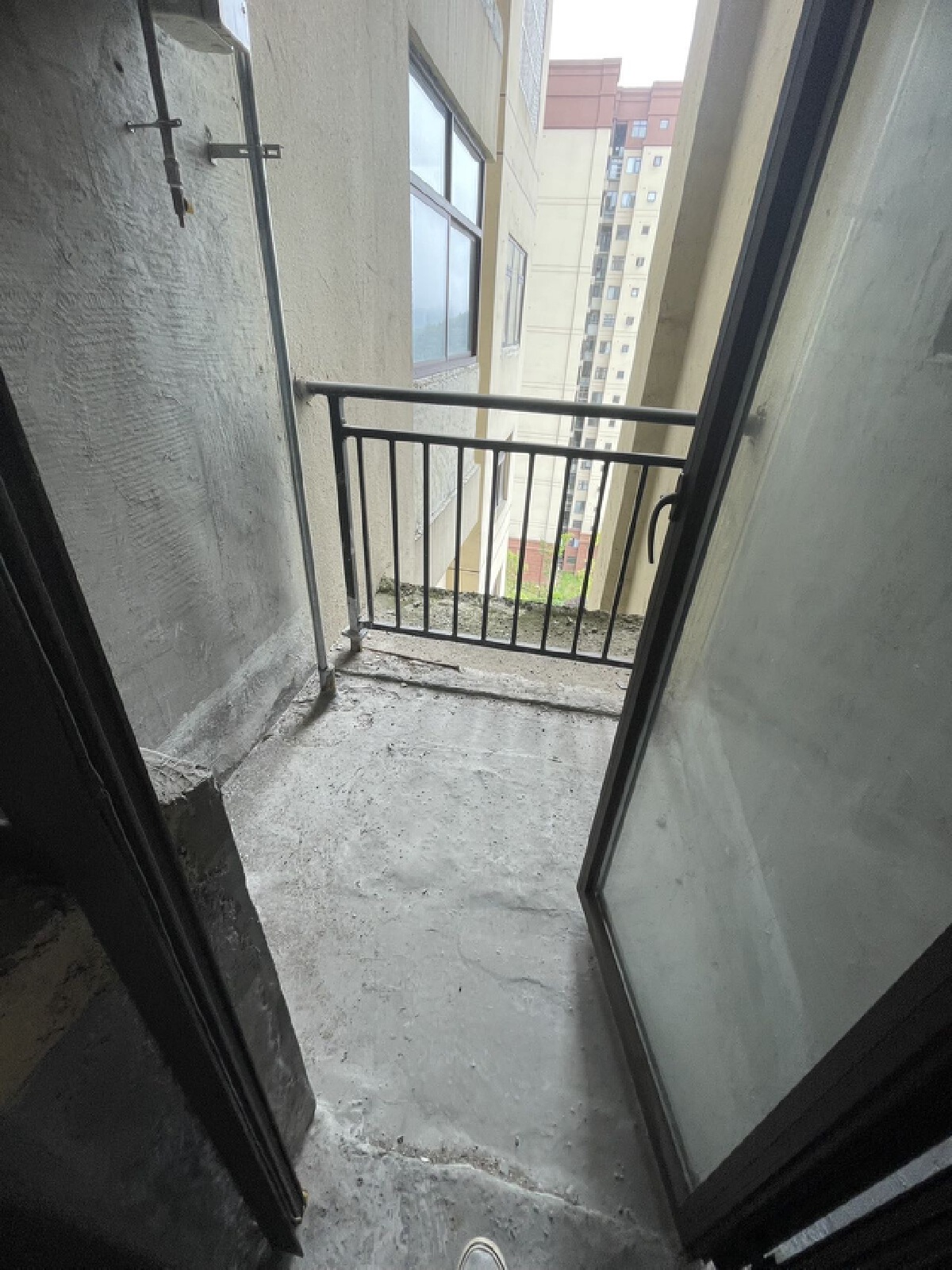 四川/绵阳山语城，3室2厅2卫，112㎡，毛坯，售价50万 四川/绵阳二手房
