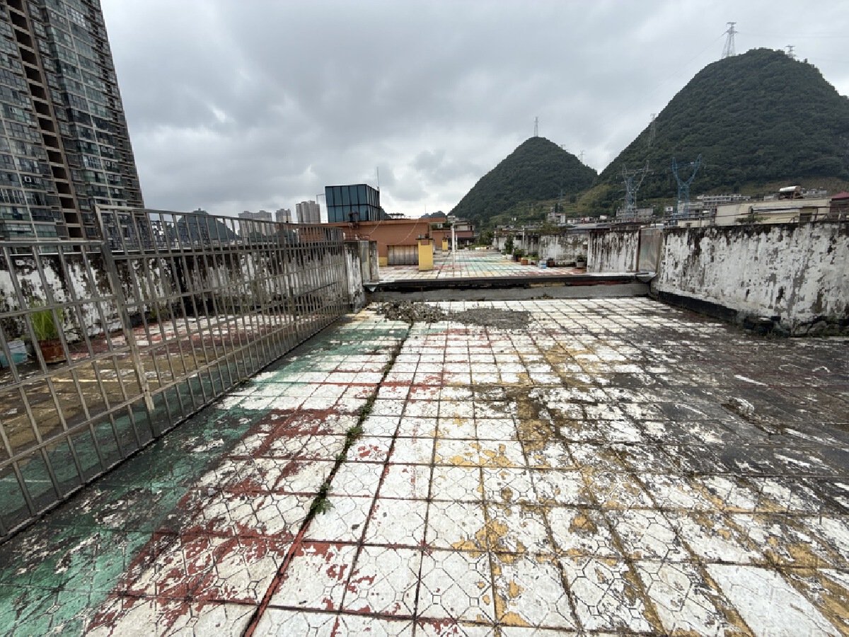 四川/绵阳南鹤小区，3室2厅1卫，106㎡，售价38.8万 四川/绵阳二手房