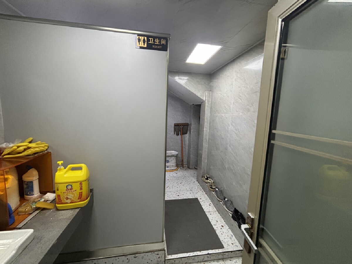 四川/绵阳新城凤凰台，53.93㎡，普装，售价126万 四川/绵阳二手房