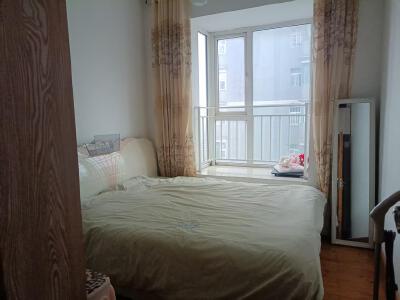 德远新界，3室2厅1卫，105.00㎡，售价44.80万
