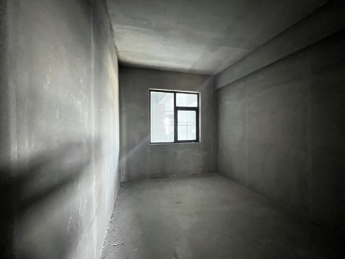 四川/绵阳奥莱文化广场，4室2厅2卫，183.00㎡，毛坯，售价98.8万 四川/绵阳二手房