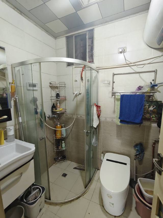 四川/绵阳荷城花园步行街，4室2厅1卫，96.00㎡，普装，售价38.80万 四川/绵阳二手房