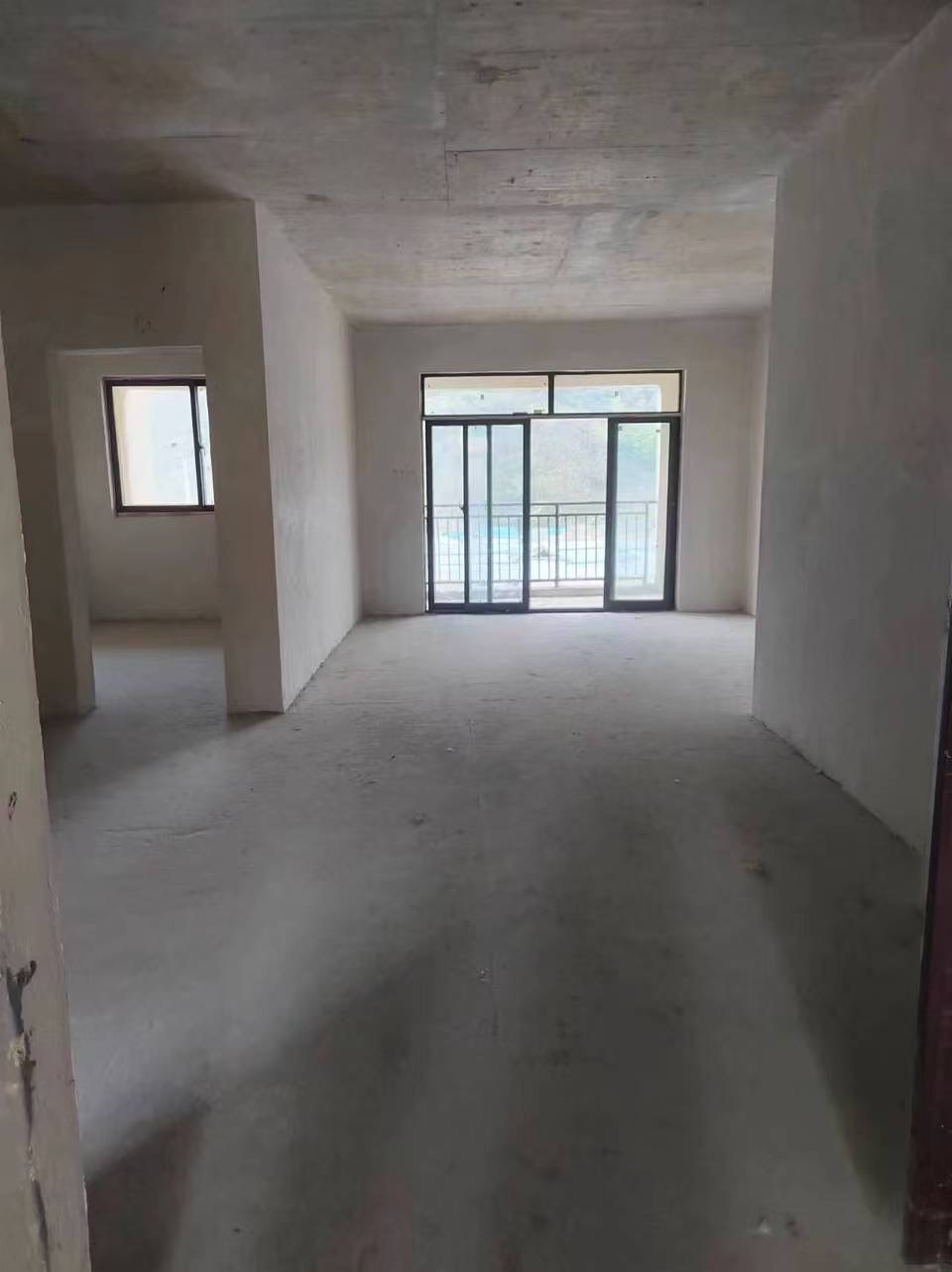 四川/绵阳山语城，3室2厅2卫，112.55㎡，毛坯，售价43.8万 四川/绵阳二手房