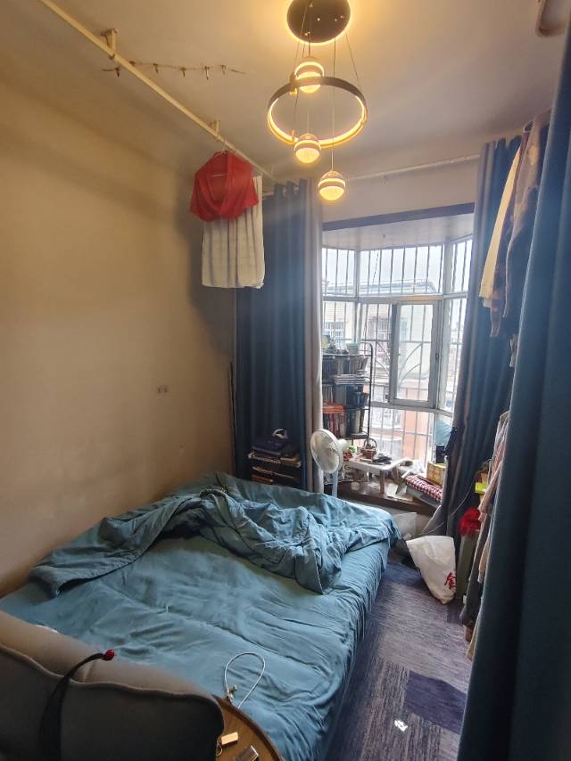 四川/绵阳荷城花园步行街，4室2厅1卫，96.00㎡，普装，售价38.80万 四川/绵阳二手房