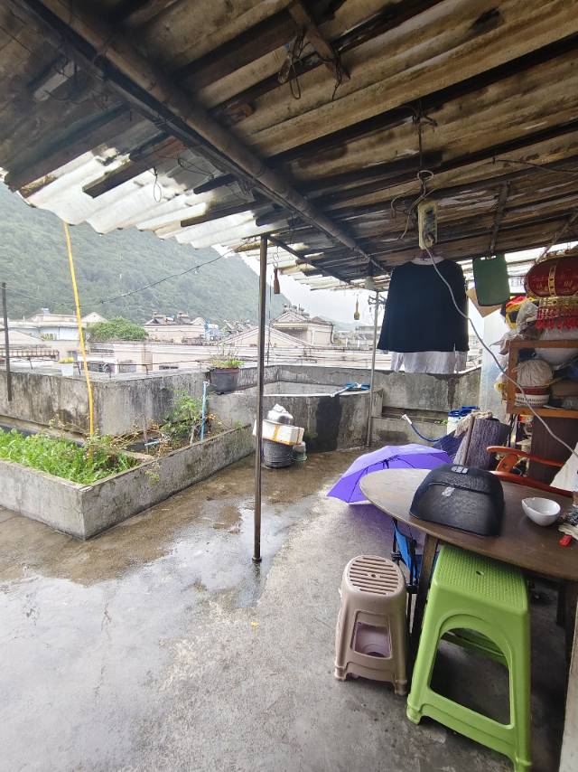 四川/绵阳荷城花园步行街，4室2厅1卫，96.00㎡，普装，售价38.80万 四川/绵阳二手房